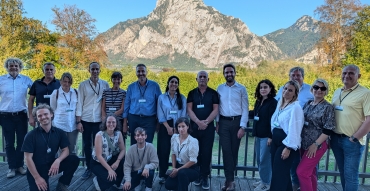 group photo-7be3c2c625afda67e97a066660a3fda7.jpg